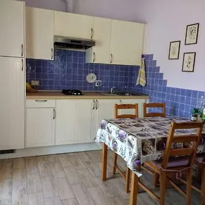 Casa Papaveri Rossi Apartment